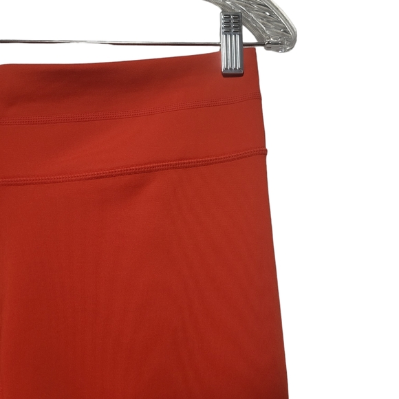 Athleta Women's Salutation Stash Orange Capri Size Medium - Picture 4 of 10